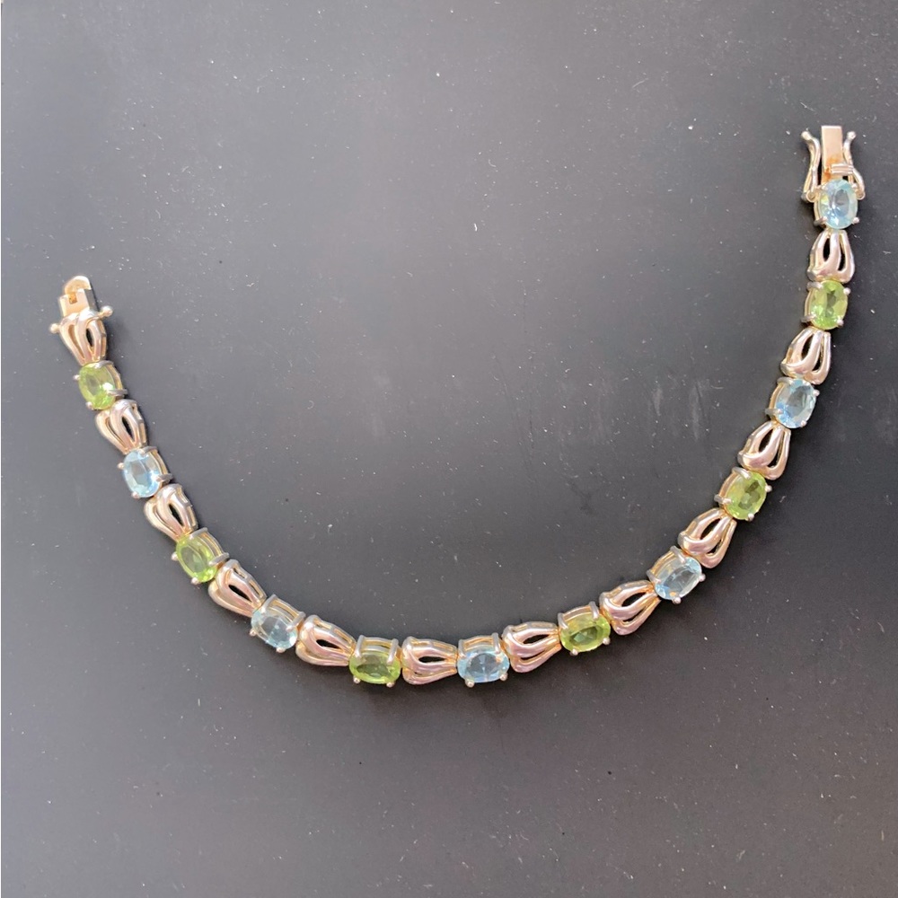 Vintage Thailand 925 Sterling Silver Peridot and Aquamarine Bracelet
